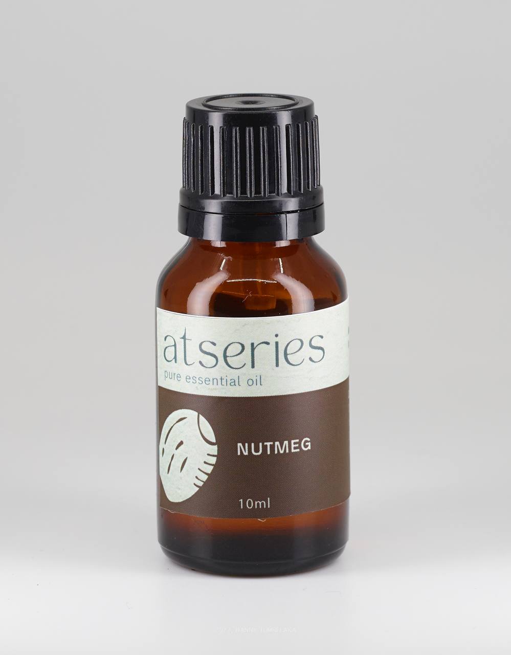 Nutmeg essential oil